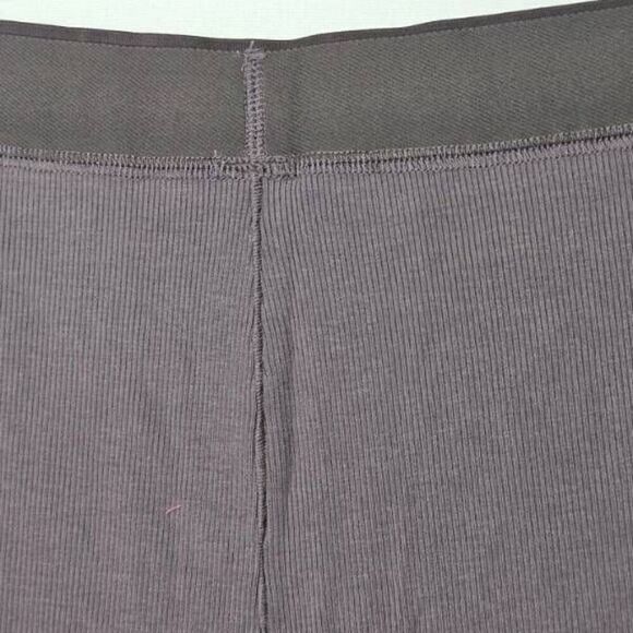 SKIMS RIBBED BOXER STYLE LOUNGE SHORTS NWT - Picture 5 of 16
